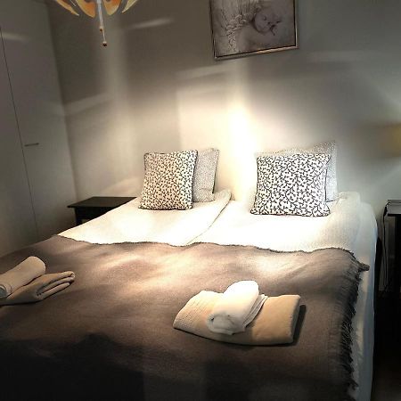 Galaxy Apartments Airport 반타 외부 사진