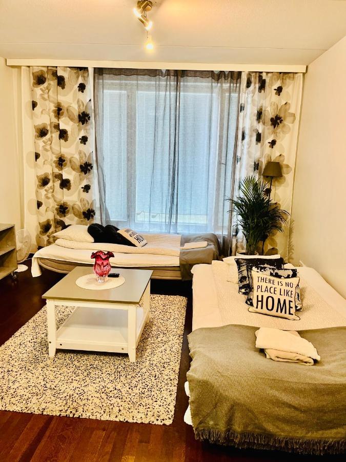 Galaxy Apartments Airport 반타 외부 사진