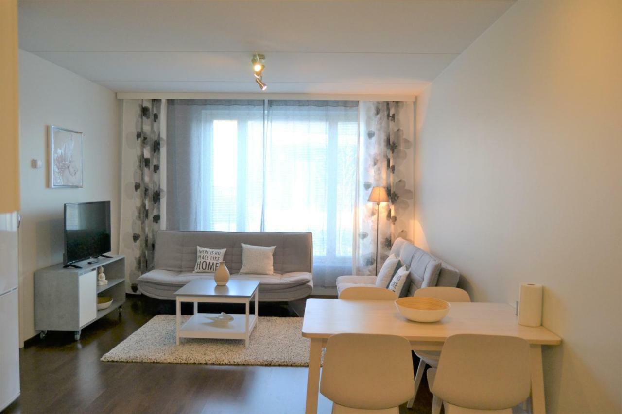 Galaxy Apartments Airport 반타 외부 사진